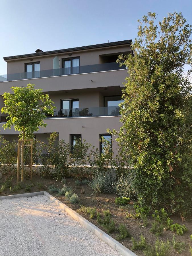 Casa Rovigno Hotel ภายนอก รูปภาพ