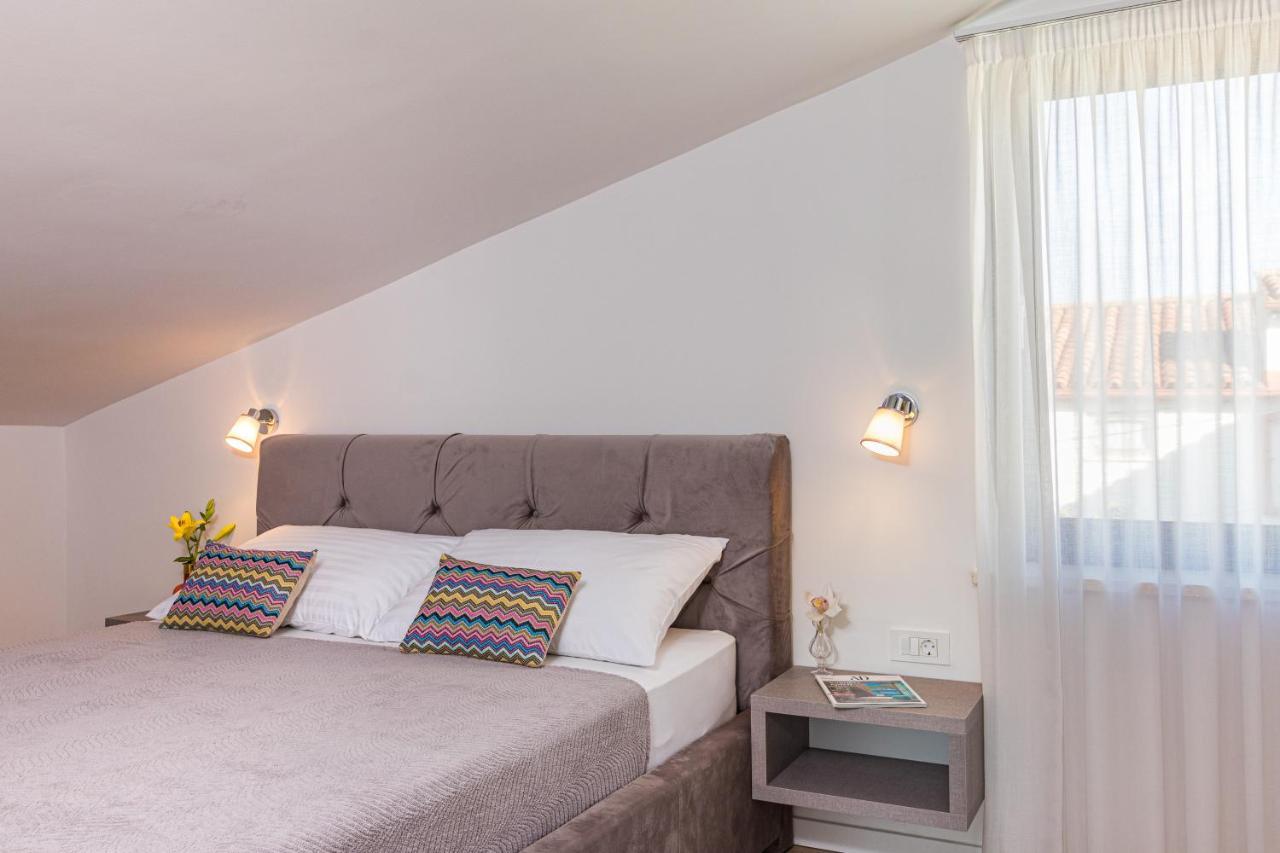 Casa Rovigno Hotel ภายนอก รูปภาพ