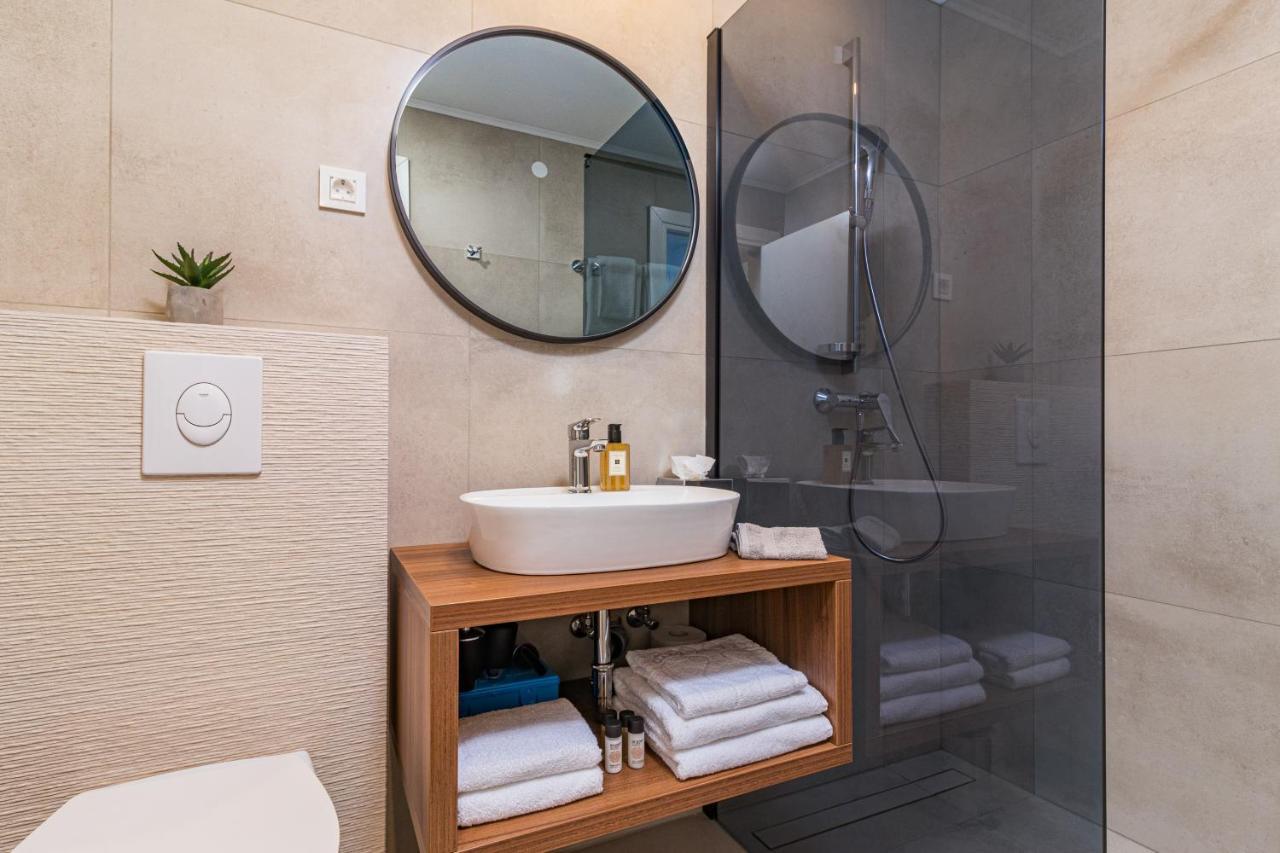 Casa Rovigno Hotel ภายนอก รูปภาพ