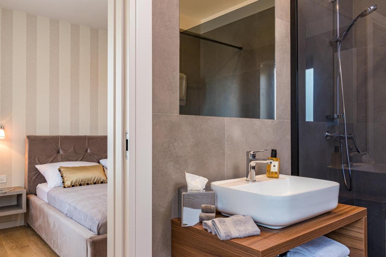 Casa Rovigno Hotel ภายนอก รูปภาพ