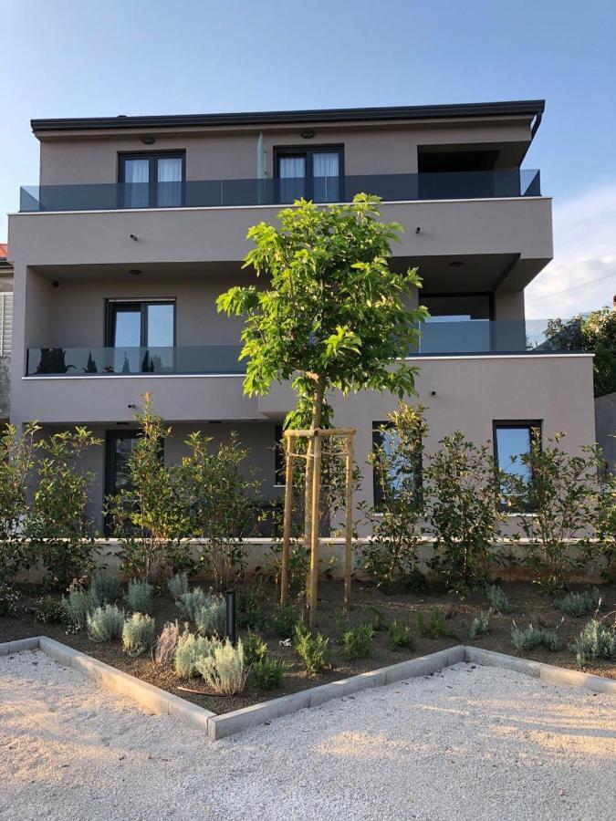 Casa Rovigno Hotel ภายนอก รูปภาพ